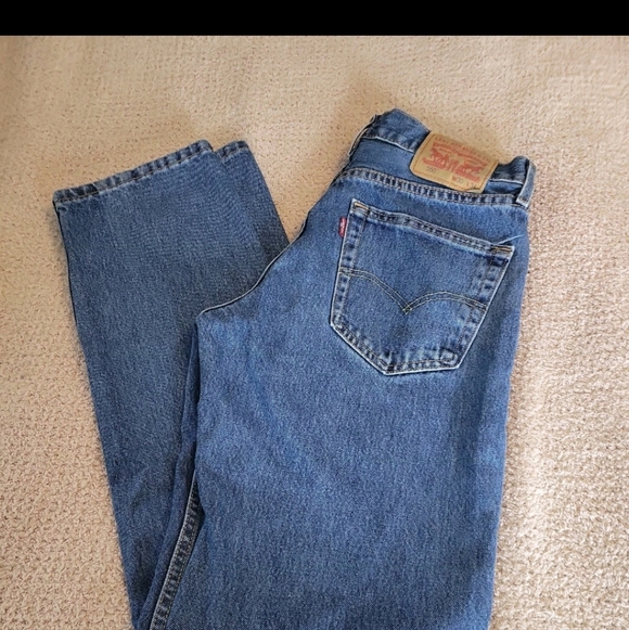 Vintage Levi’s 550 jeans - Picture 2 of 8